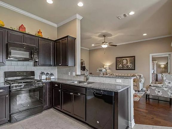3rd image of 3793 Pickering Pass Dr