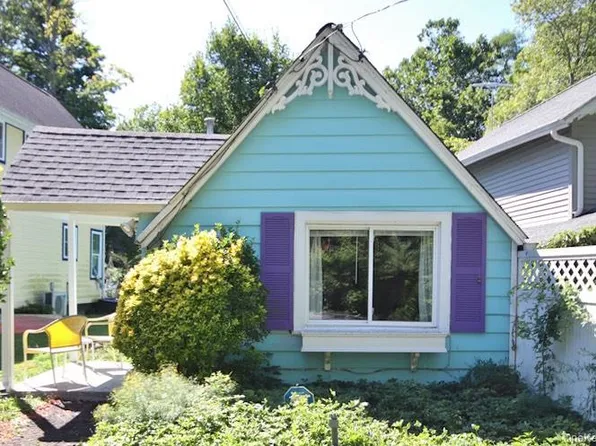 42 Campwoods Grounds, Ossining, NY 10562