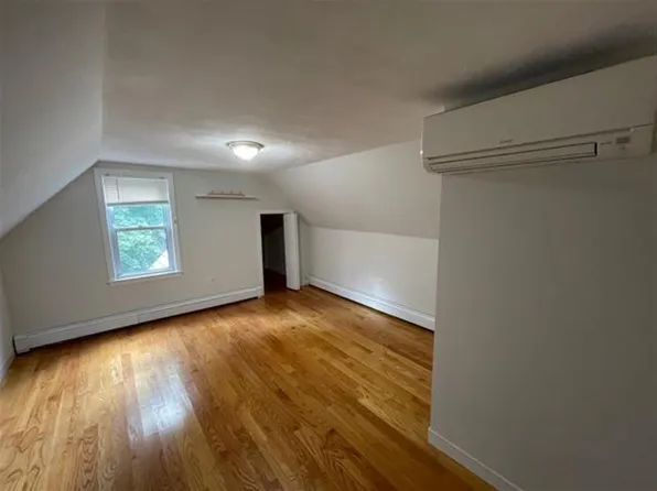 894 Broadway #2, Somerville, MA 02144