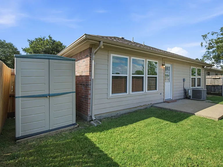 8475 Widgeon Way — Photo 32