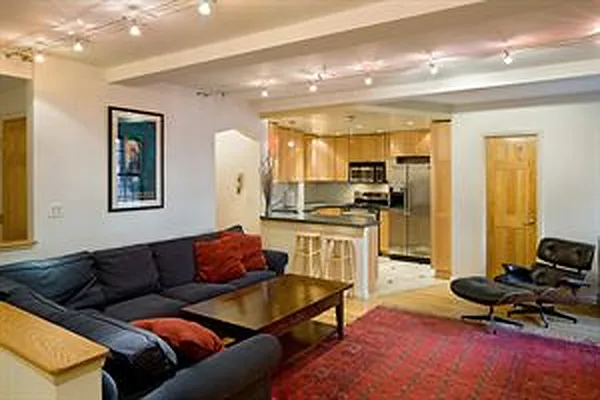 Sold by Douglas Elliman | media 21