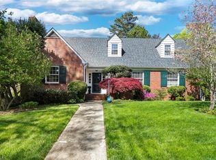 774 Roslyn Rd, Winston Salem, NC 27104