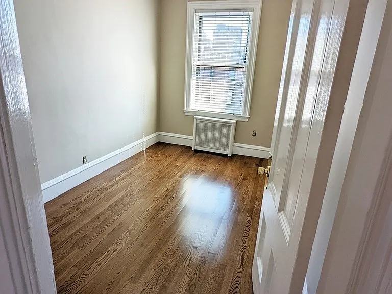 387 Beacon St #6 — Photo 12