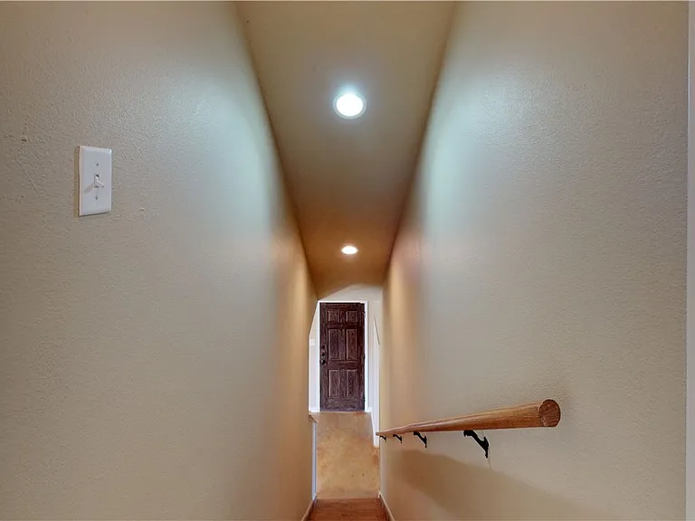 3412 Cullen Trl — Photo 27