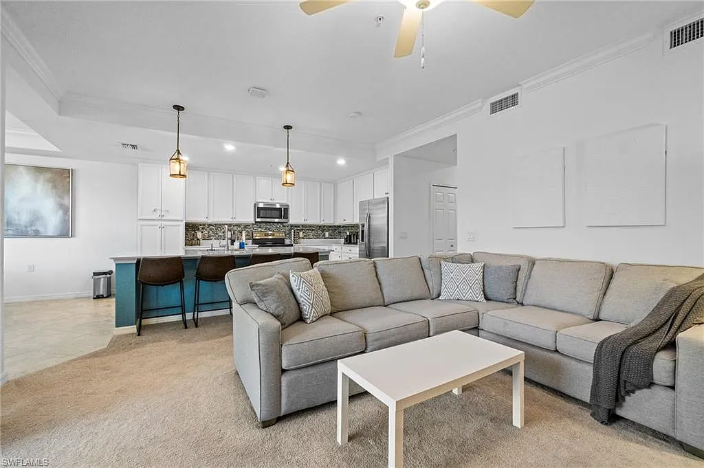 2 bed, 2.0 bath, 1232 sqft, $7,000 — Photo 4