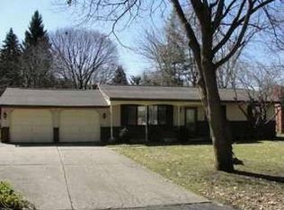 4155 Edmore Rd, Waterford, MI 48329