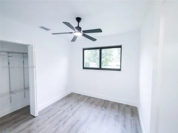 3401 SW 17th St, Miami, FL 33145