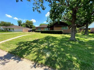 5439 Beechnut St, Houston, TX 77096