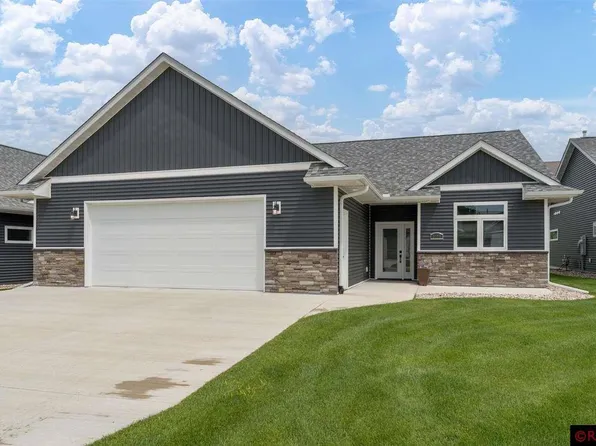 3108 Buttercup Trl, Mankato, MN 56001