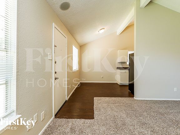 5th image of 23314 Balthasar St