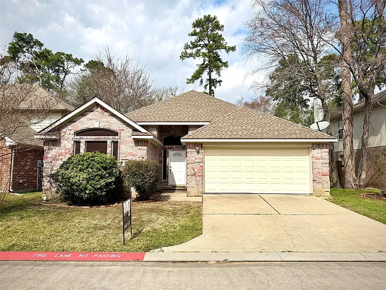 3226 Candlepine Dr — Photo 1