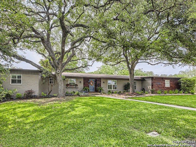 1st image of 7523 QUAIL RUN DR