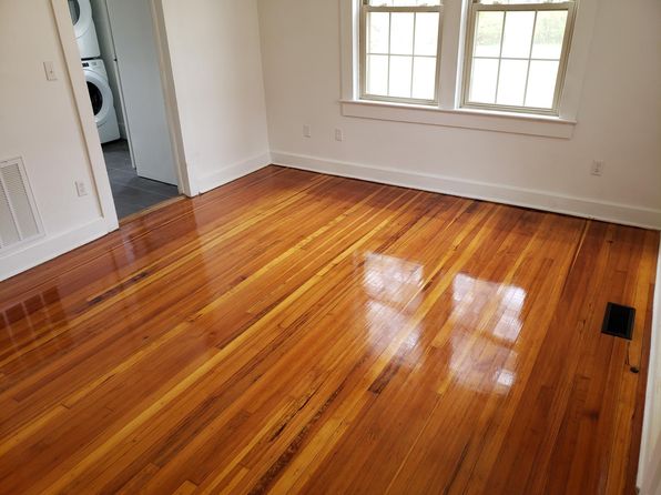 240 Academy St #3, Halifax, VA 24558