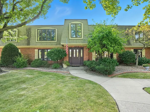 1523 Maple Pl, Schererville, IN 46375