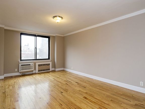 3rd image of 784 Columbus Ave APT 7K