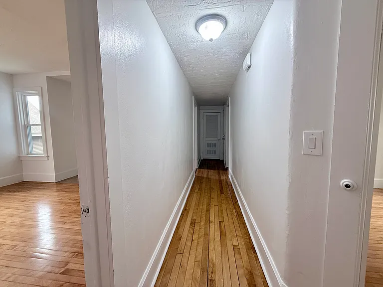 5 Stoneland Rd #2 — Photo 9