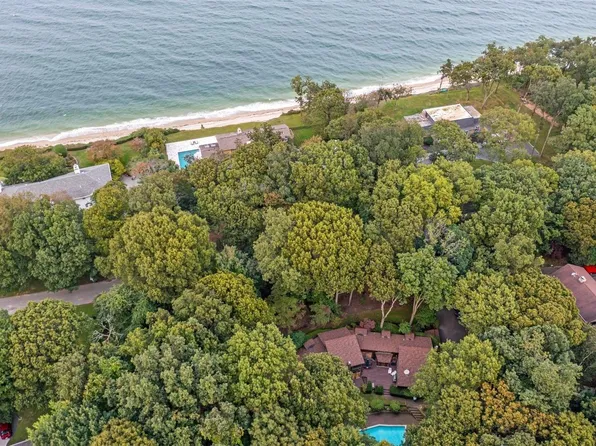 18 Seaside Drive, Belle Terre, NY 11777