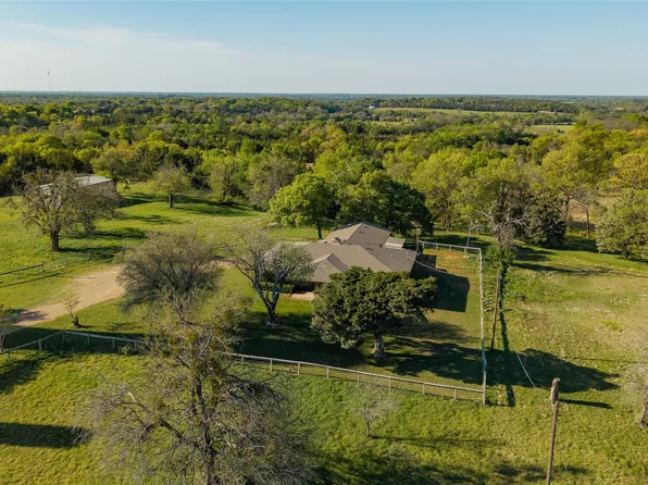 563 County Road 4730, Leonard, TX 75452