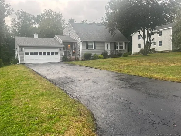 38 Robin Road, Farmington, CT 06032