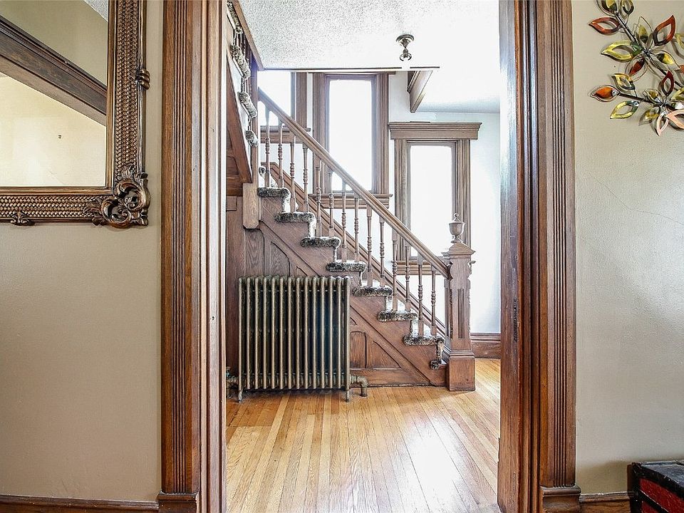 1st image of 211 West St