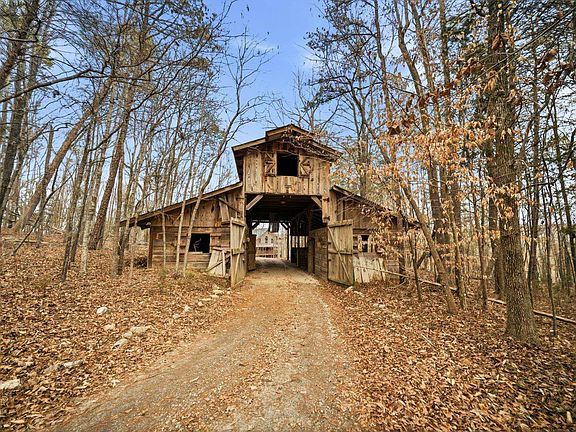 3rd image of 3802 Wilsontown Rd