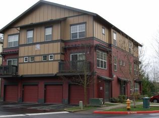 22866 SW Forest Creek Dr UNIT 200, Sherwood, OR 97140