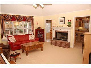 4th image of 1314 Rain Lake Ln E