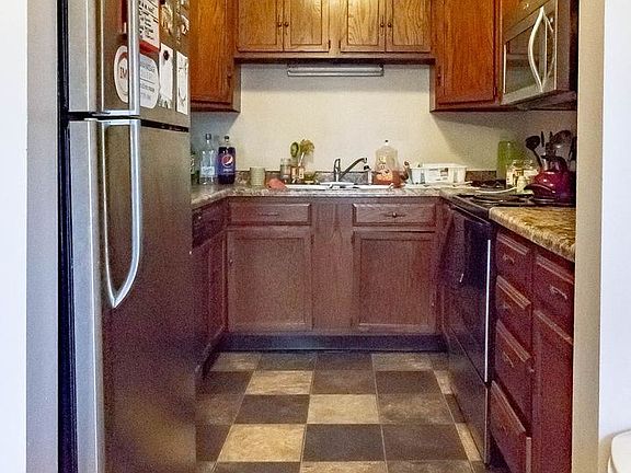 5th image of 2001 N Glenwood Ave #7899785