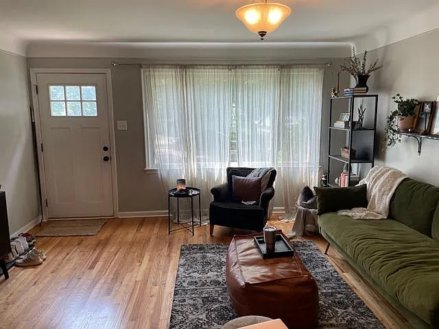 720 Louis Ave — Photo 2