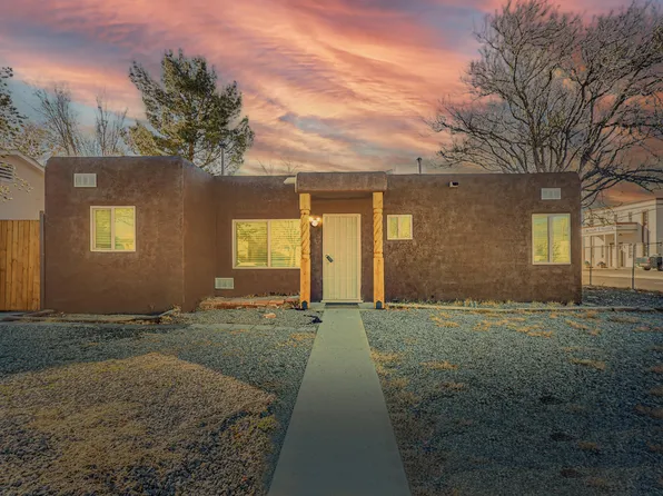 2745 Morningside Dr NE, Albuquerque, NM 87110