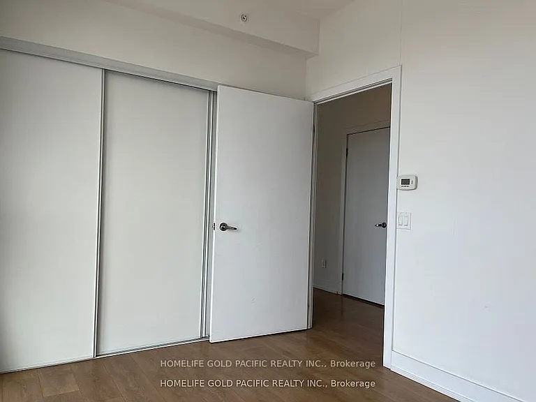 128 Fairview Mall Dr #1102 — Photo 29