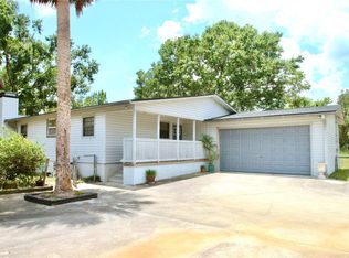 155 Buckskin Ln, Osteen, FL 32764