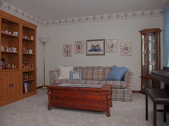 4th image of 8116 E Heritage Dr