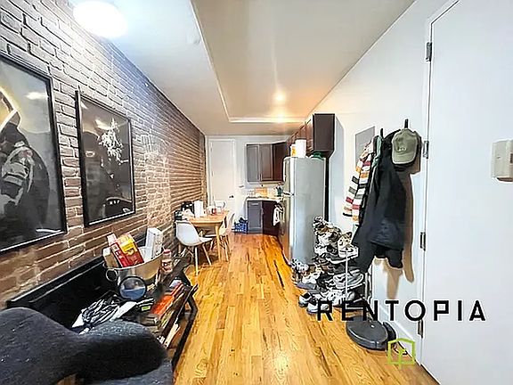3rd image of 161 Maujer St #301A
