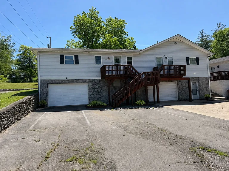 302 Dobbins Pike #A — Photo 8
