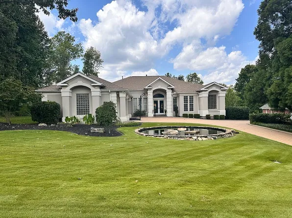 5 Country Squire Ct, Greenville, SC 29615