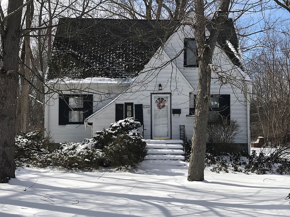 1st image of 126 East Ave