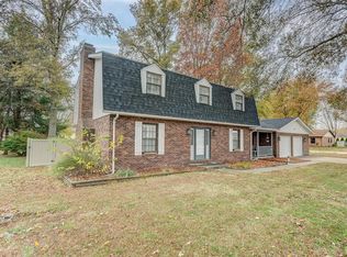 501 Millstone Dr, Belleville, IL 62221