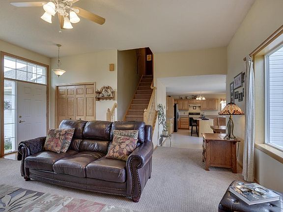 4th image of 20696 Bluebill Ave