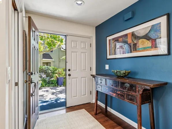 3300 Southridge Dr, Richmond, CA 94806