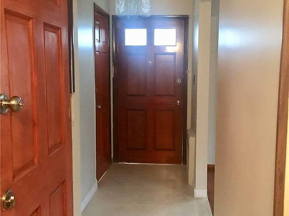 2nd image of 210 Benson Ave