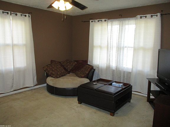 5th image of 1045 Flint Dr