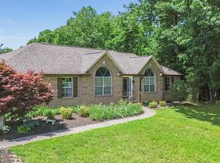 171 Overton Ln, Powell, TN 37849