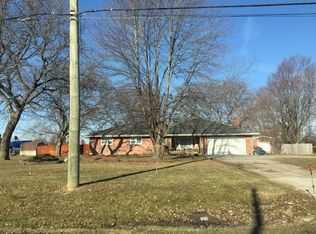 29380 Olmstead Rd, Flat Rock, MI 48134