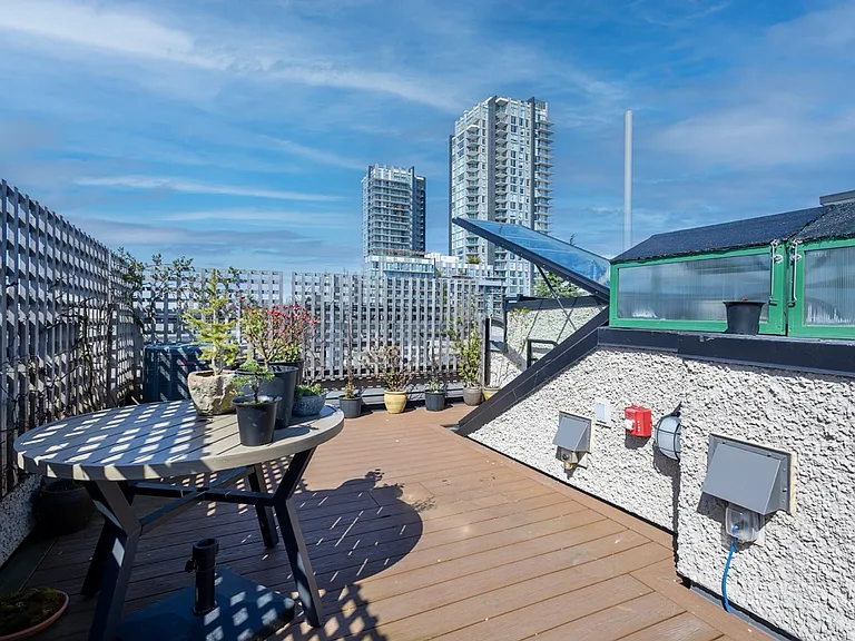 7513 Yukon St — Photo 9