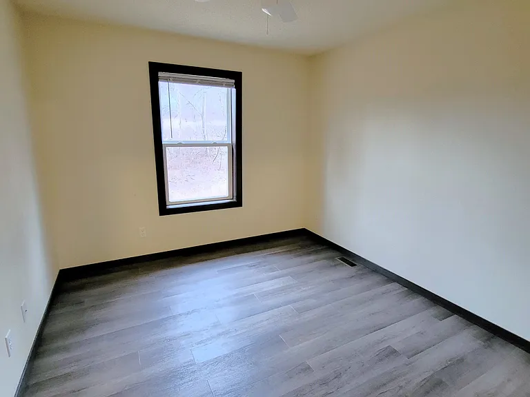 303 S Wasson Ln #E — Photo 16