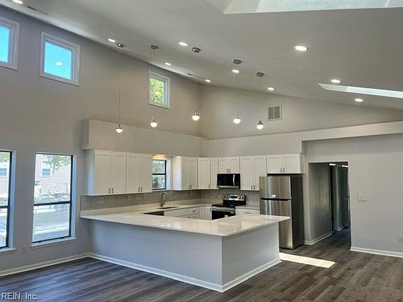 5th image of 2304 Wake Forest St APT C