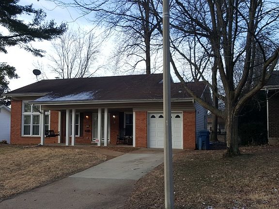 2nd image of 774 Lamplight Ln