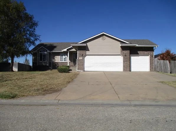 504 E Edwards St #6, Bentley, KS 67016