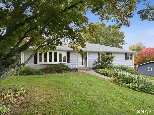 74 Dale Road, Manchester, CT 06040